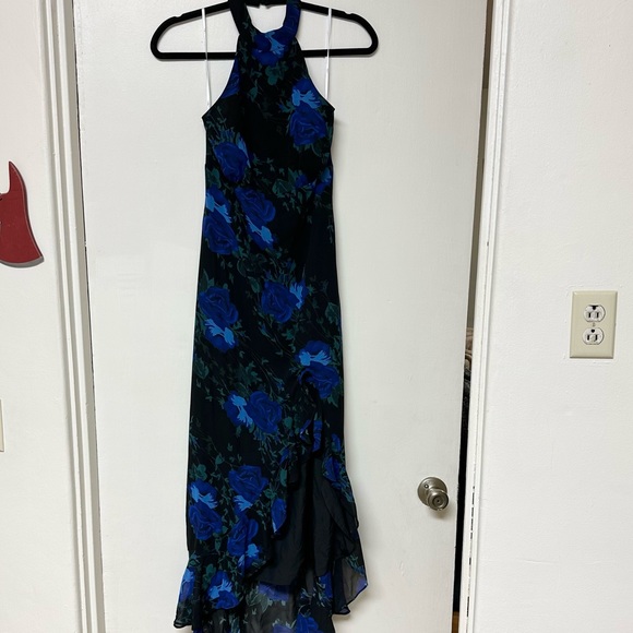 Lulus Elegant Entrance Black Floral Print Halter Maxi Dress - Picture 5 of 13
